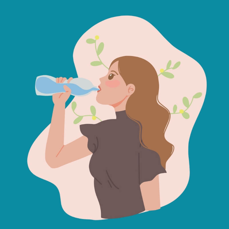 Women drinking water | Aqua Chill